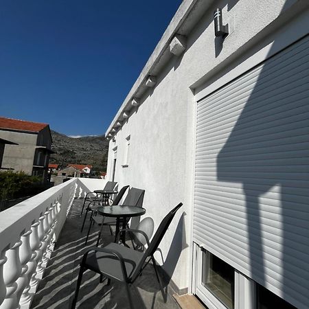 Twin Apartments Ivanica Εξωτερικό φωτογραφία