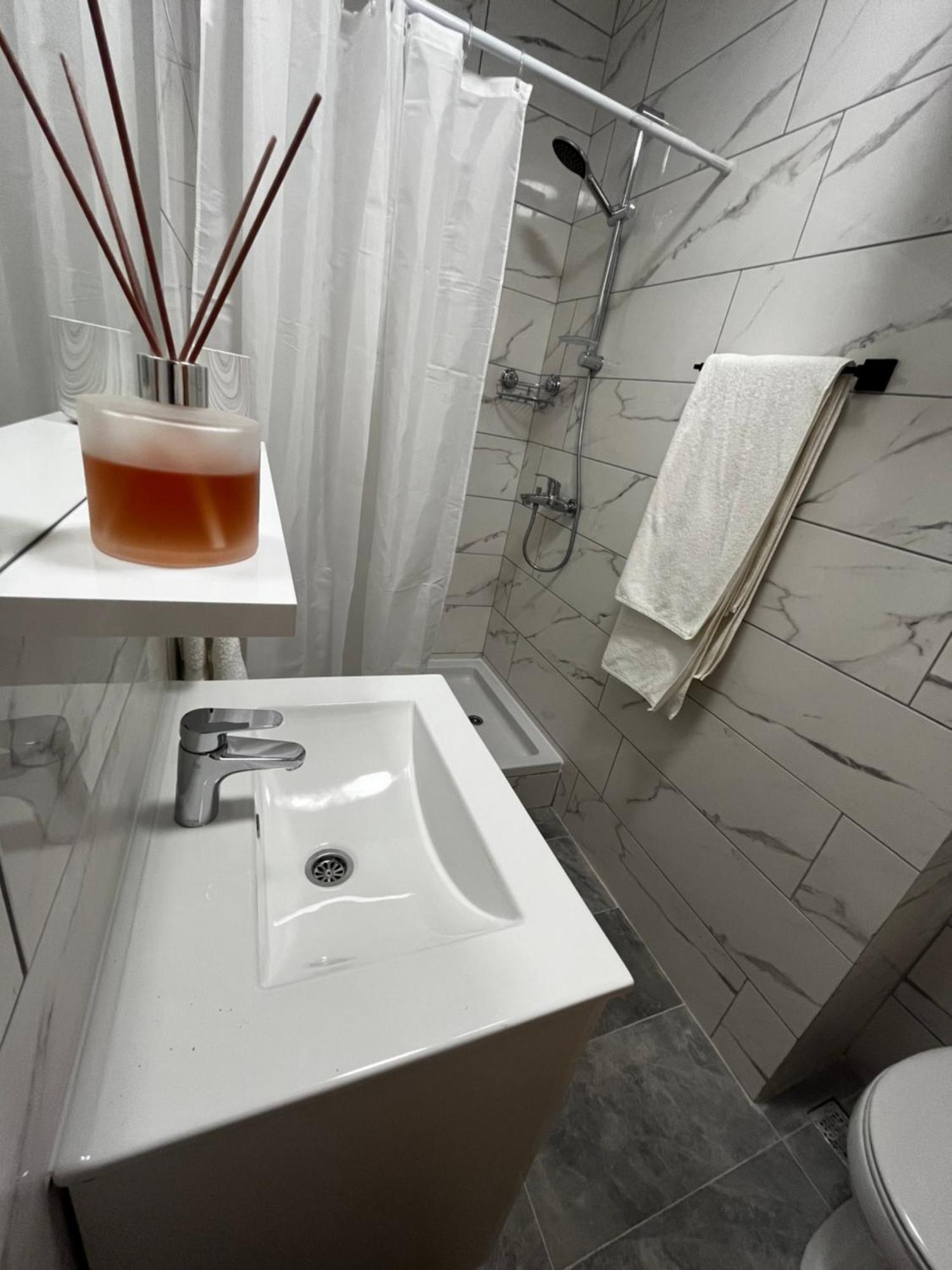 Twin Apartments Ivanica Εξωτερικό φωτογραφία